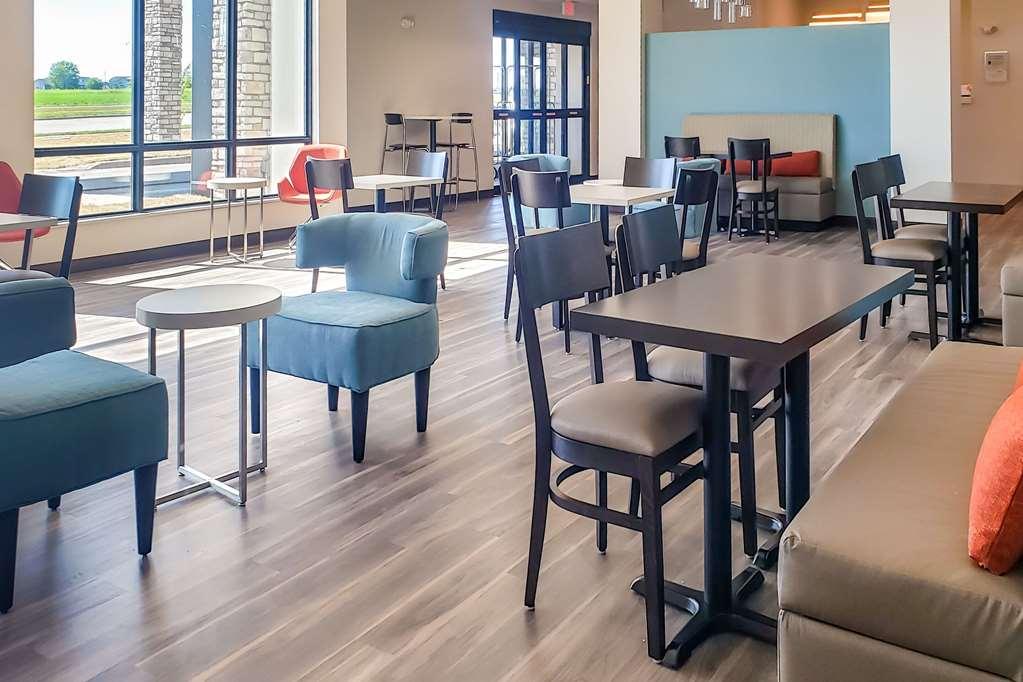 Mainstay Suites Waukee-West Des Moines Restoran foto