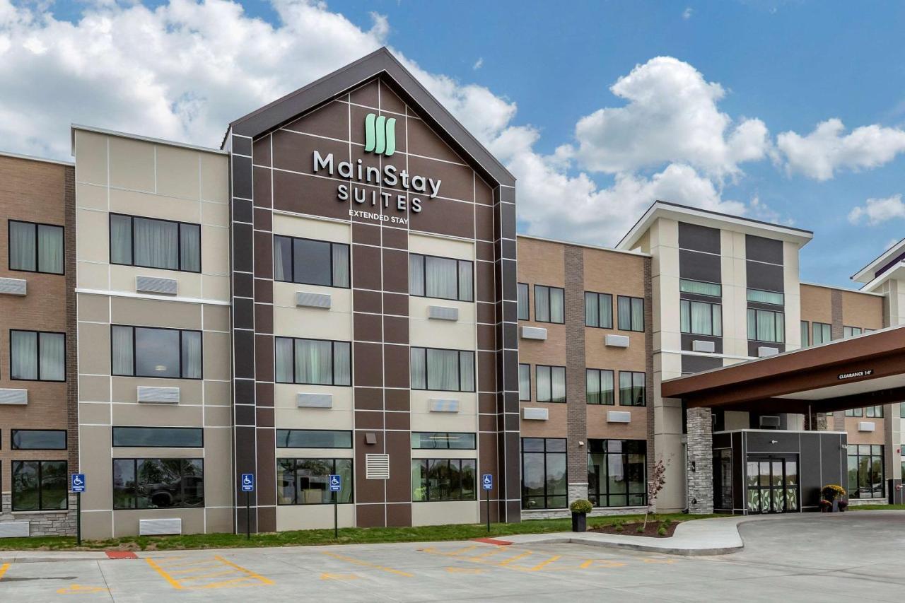 Mainstay Suites Waukee-West Des Moines Bagian luar foto