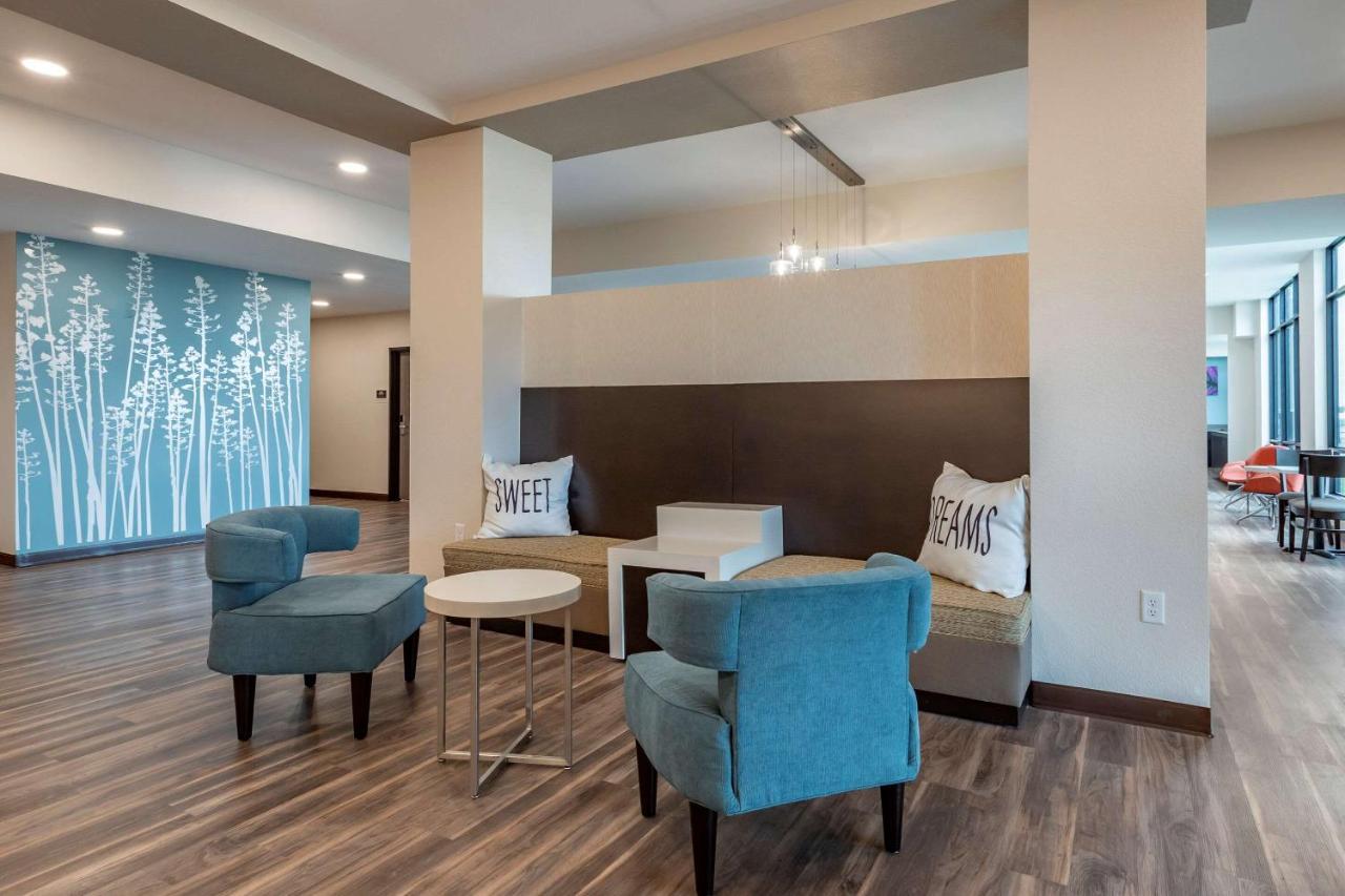 Mainstay Suites Waukee-West Des Moines Bagian luar foto