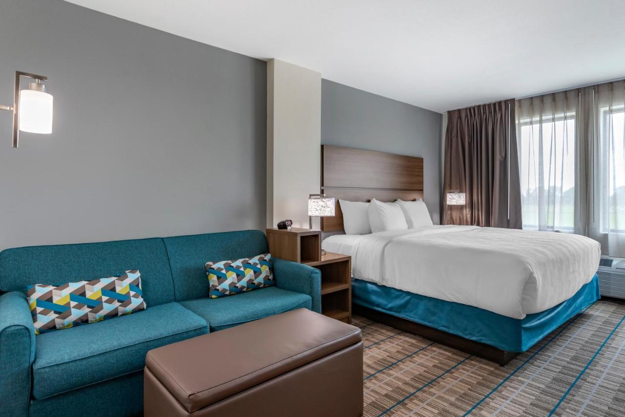 Mainstay Suites Waukee-West Des Moines Bagian luar foto